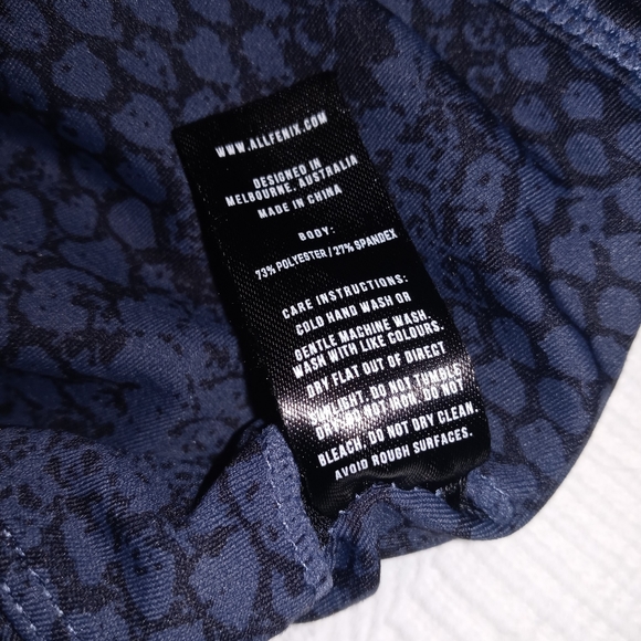 All Fenix | Navy Snake Long Bra Snakeskin Print Sports Bra Size Small - Picture 5 of 10